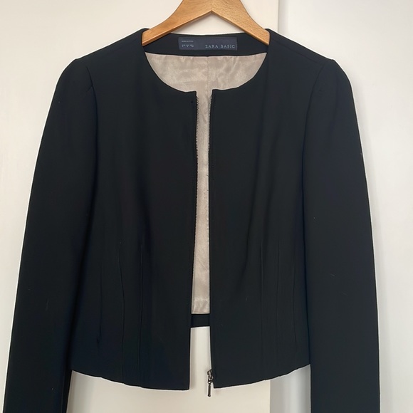 ZARA Basic Black Bolero Crop Jacket - Picture 4 of 6
